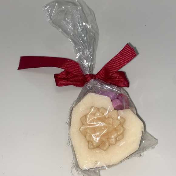 Handcrafted mystery wax sets. Includes various shapes and colors. - Picture 3 of 13